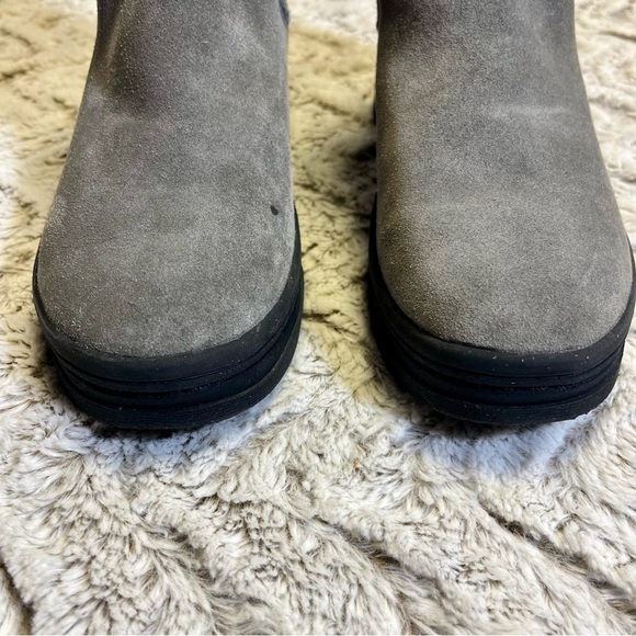 Dr. Scholls Everything Chelsea Suede Ankle Boots Women’s Size 8.5 - Picture 3 of 7